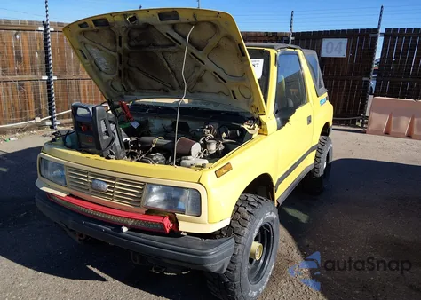1993 Geo Tracker from USA, damaged, VIN 2CNBJ18U7P6923463